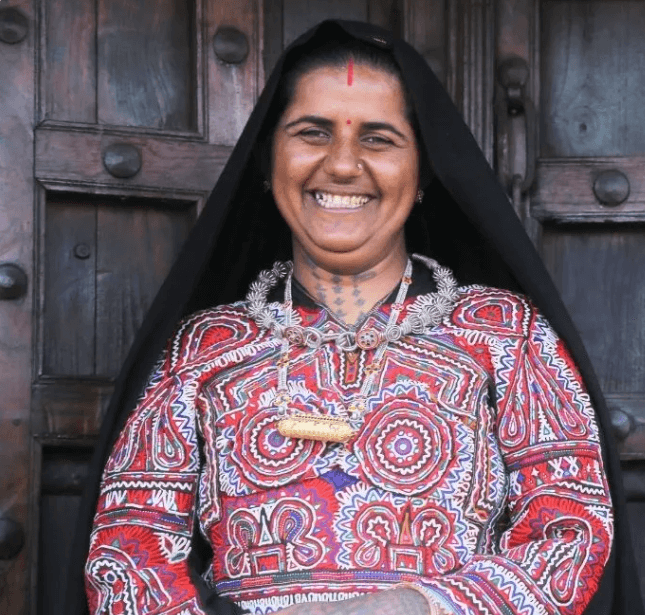 From Kutch to the World A Kutchi Artisan’s Leap to Global Entrepreneurship